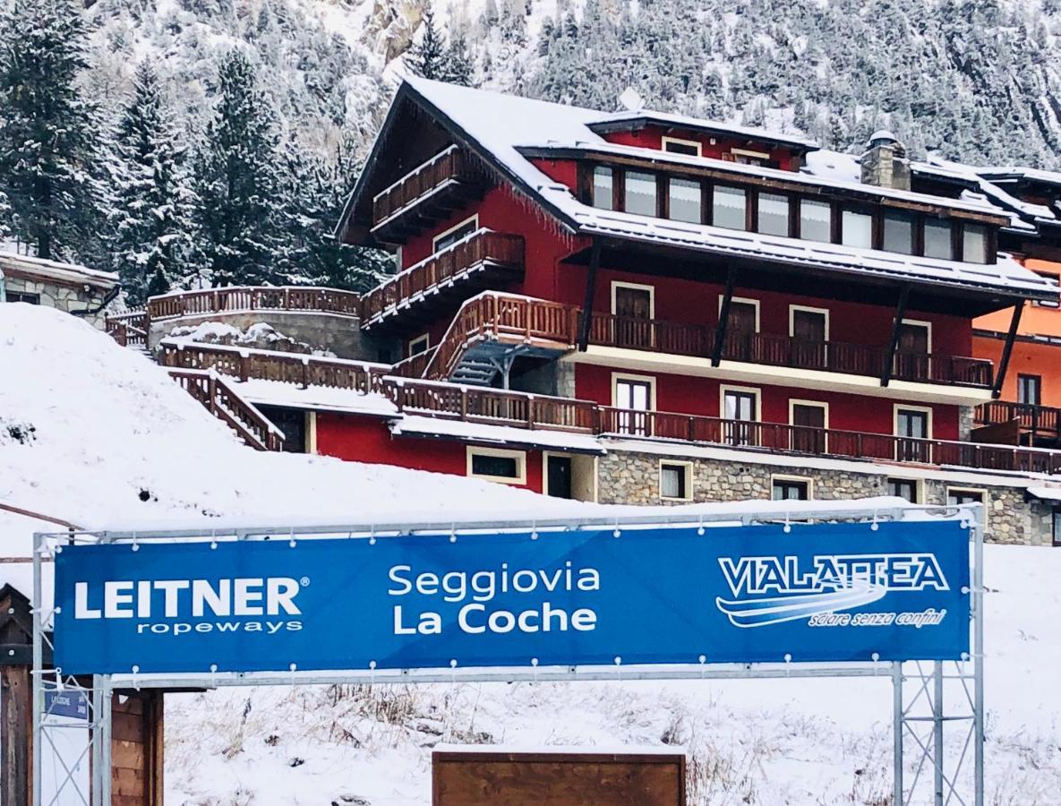 Hotel Piccolo Chalet Claviere Kültér fotó