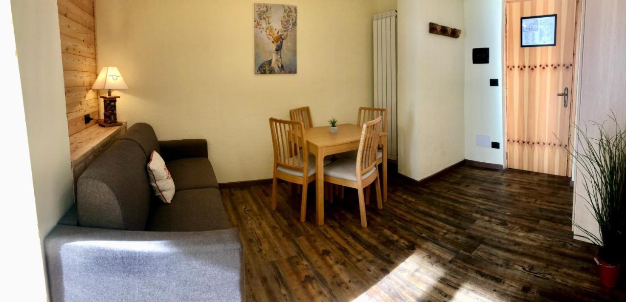 Hotel Piccolo Chalet Claviere Kültér fotó
